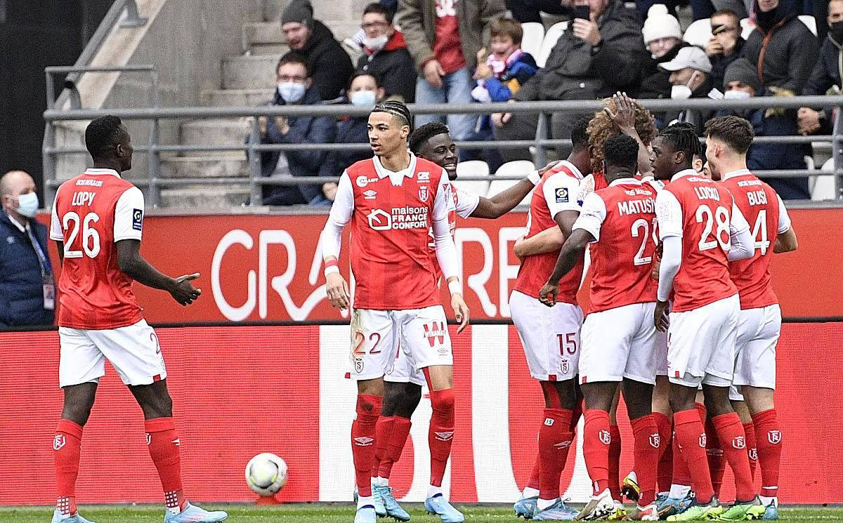 巴伦西亚5连败，吉维森特进攻乏力，布雷斯特防守薄弱