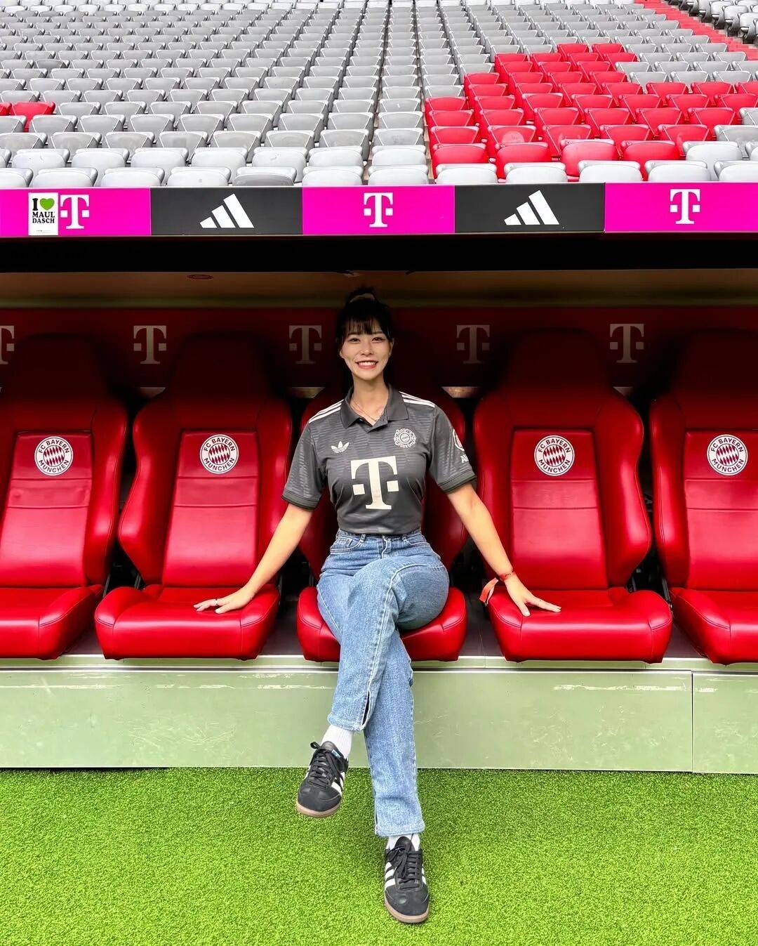 欧冠联赛:拜仁慕尼黑自贬身价,切尔西主帅惨遭羞辱