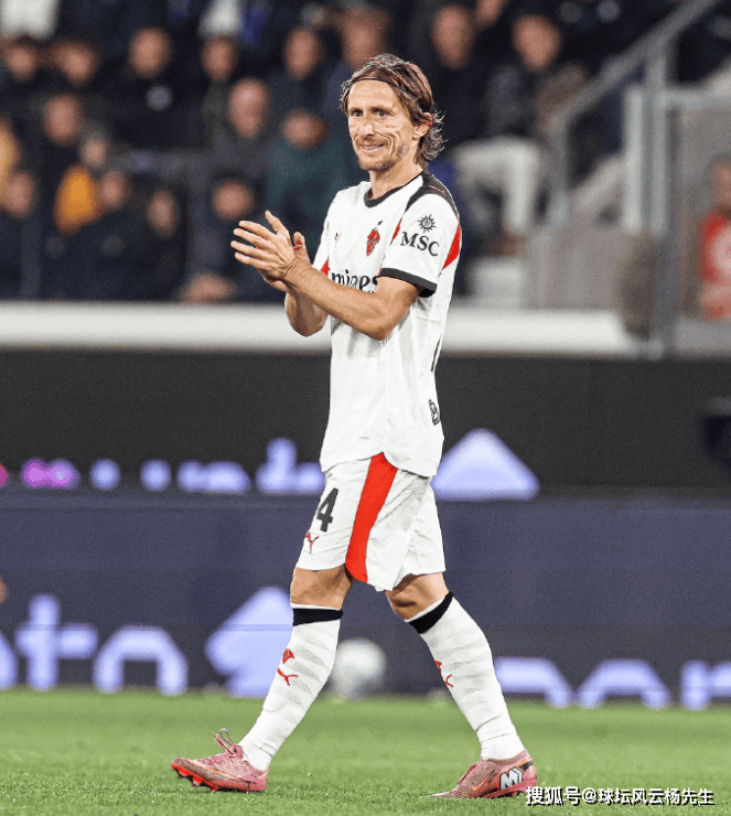 意甲战报：亚特兰大1-1战平AC米兰，米兰凭借关键进球暂居第三