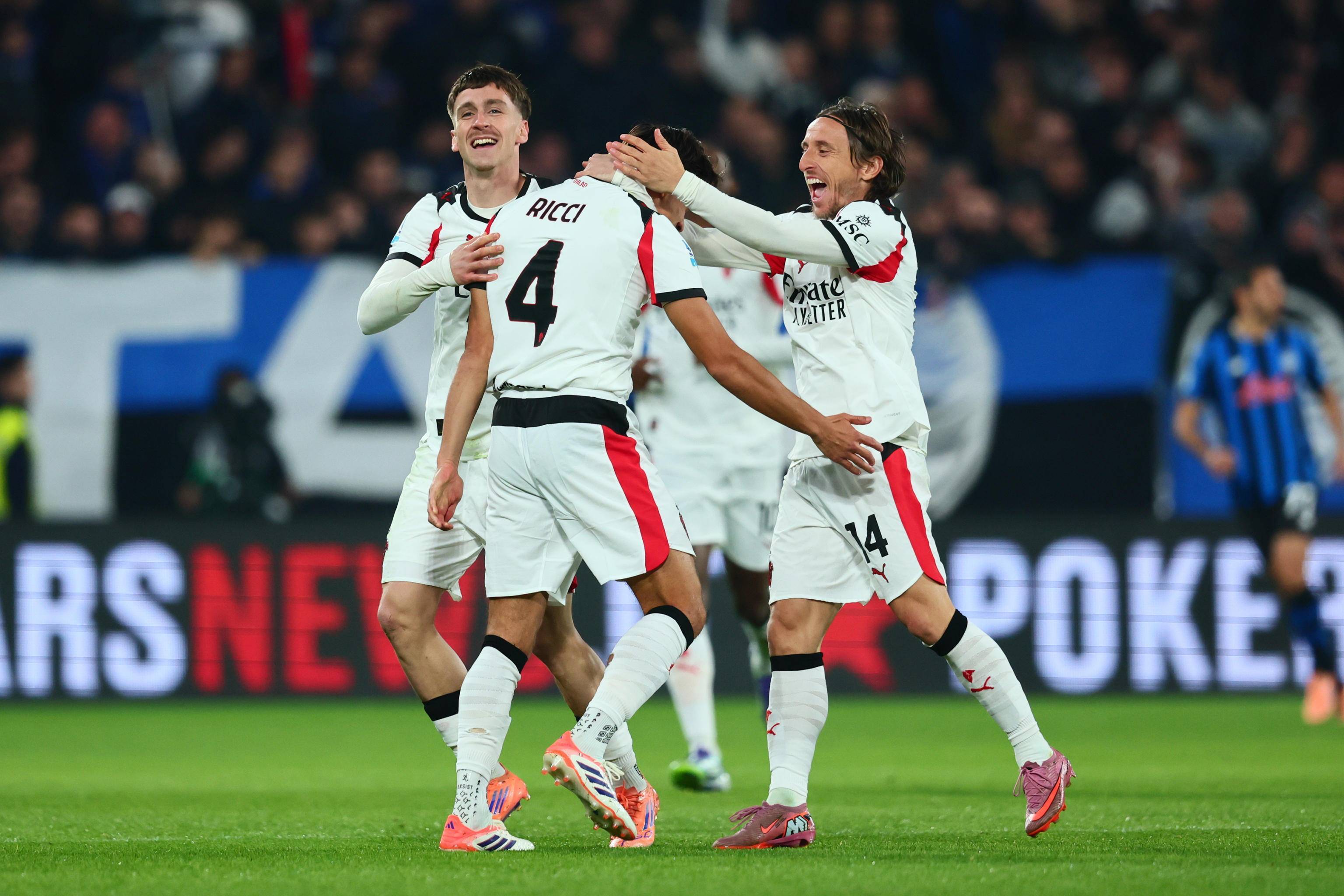 （外代二线）足球——意甲：亚特兰大平AC米兰