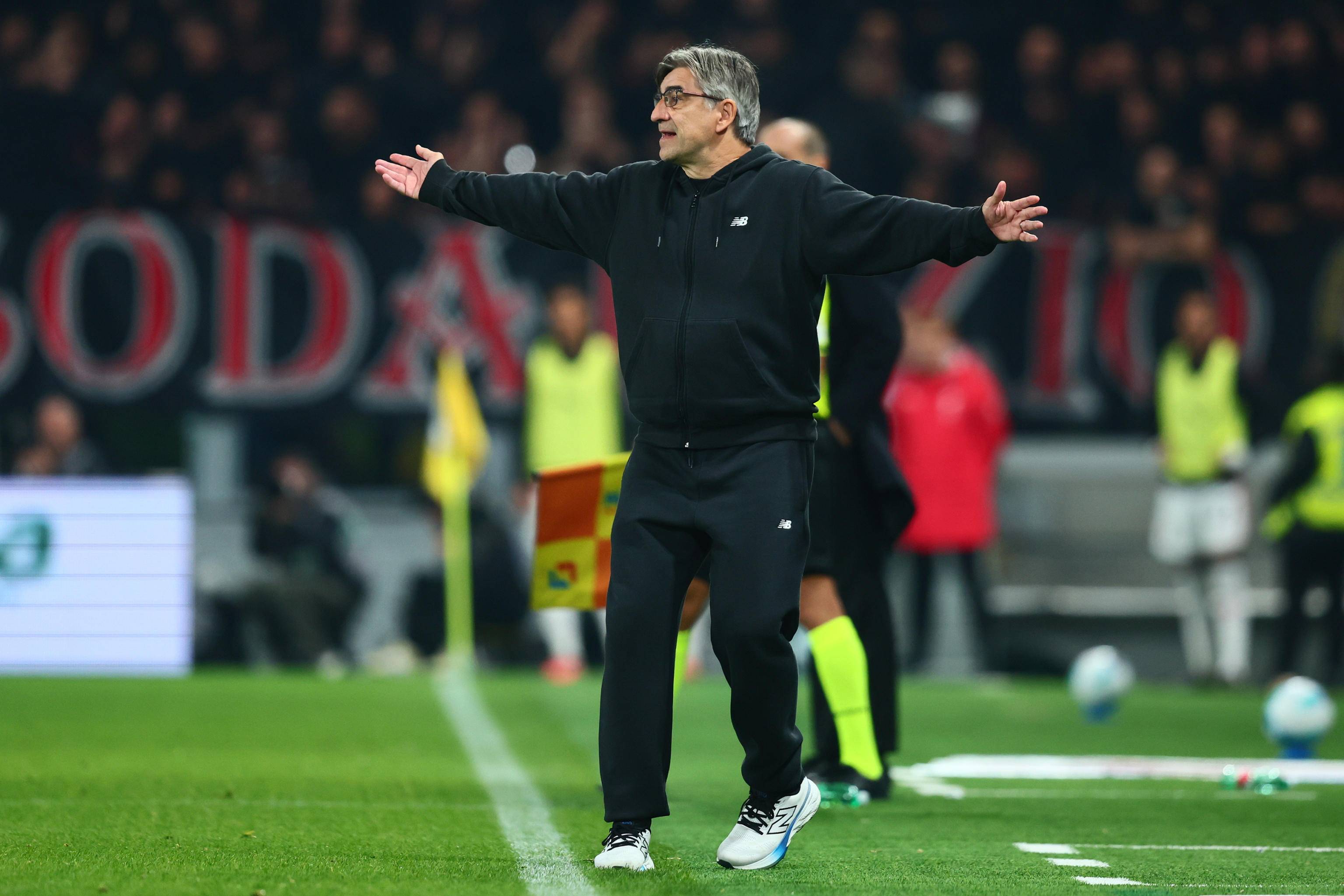 （外代二线）足球——意甲：亚特兰大平AC米兰