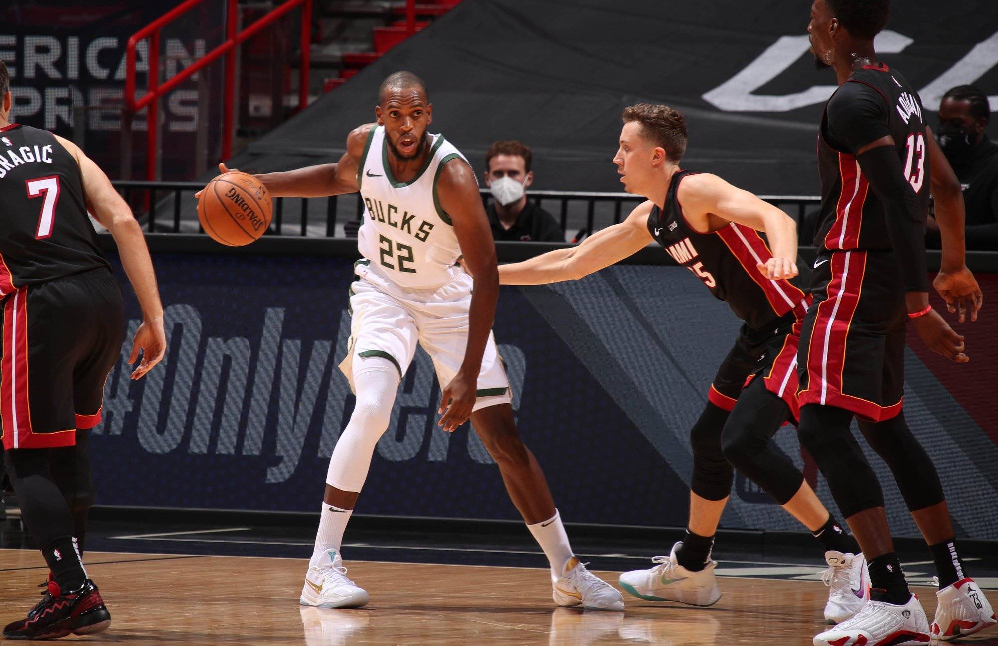 美职篮 纽约尼克斯VS迈阿密热火:赛前预测